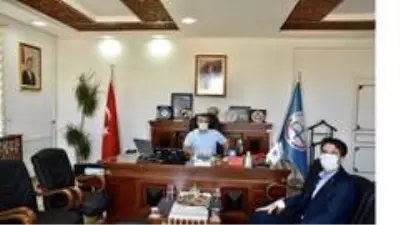 Başkan Tuna'dan İl Müdürü Çelik'e ziyaret Başkan Tuna'dan İl Müdürü Çelik'e ziyaret