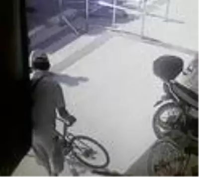 Bisiklet hırsızı önce kameraya sonra jandarmaya yakalandı