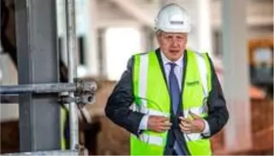 Boris Johnson: İngiltere koronavirüs salgınında ikinci dalgayı yaşıyor Boris Johnson: İngiltere koronavirüs salgınında ikinci dalgayı yaşıyor