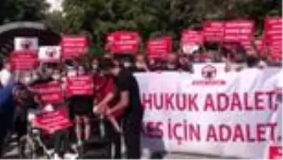 Büfecilerden İBB önünde yüksek zam protestosu Büfecilerden İBB önünde yüksek zam protestosu