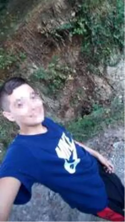 Sosyal medyada yayınlamak için çektikleri video 14 yaşındaki çocuğun hayatını kararttı Sosyal medyada yayınlamak için çektikleri video 14 yaşındaki çocuğun hayatını kararttı