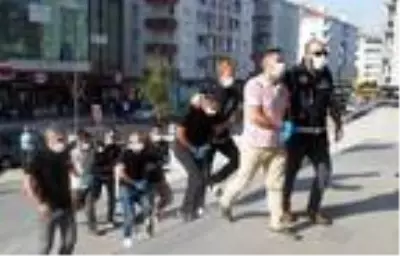 Son dakika haberleri: Çerkezköy Belediyesi'ni zarara uğrattığı iddia edilen 7 şüpheli gözaltında Son dakika haberleri: Çerkezköy Belediyesi'ni zarara uğrattığı iddia edilen 7 şüpheli gözaltında