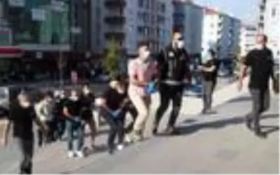Son dakika haberleri: Çerkezköy Belediyesi'ni zarara uğrattığı iddia edilen 7 şüpheli gözaltında Son dakika haberleri: Çerkezköy Belediyesi'ni zarara uğrattığı iddia edilen 7 şüpheli gözaltında