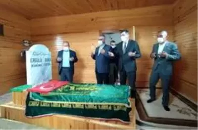 Cuma namazını tarihi camide kıldılar Cuma namazını tarihi camide kıldılar
