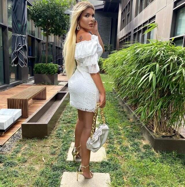 Deniz Akkaya'dan Selin Ciğerci'ye: En azından fuhuştan kurtuldu Deniz Akkaya'dan Selin Ciğerci'ye: En azından fuhuştan kurtuldu