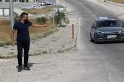 Edirne'de şaşkına çeviren olay... Traktörden ayrılan römork korkuttu Edirne'de şaşkına çeviren olay... Traktörden ayrılan römork korkuttu