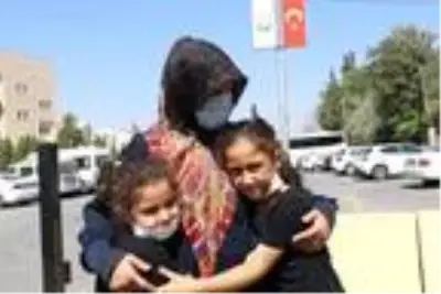 4 çocuğunu eve kapatıp işkence eden baba hakkındaki soruşturma 'basit yaralama'dan yürütülüyor 4 çocuğunu eve kapatıp işkence eden baba hakkındaki soruşturma 'basit yaralama'dan yürütülüyor
