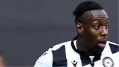 Fenerbahçe, Udinese'den Stefano Okaka ile 3 yıllığına anlaştı Fenerbahçe, Udinese'den Stefano Okaka ile 3 yıllığına anlaştı