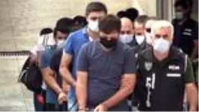 Son dakika haberleri | FETÖ operasyonunda gözaltına alınan 6 zanlı tutuklandı Son dakika haberleri | FETÖ operasyonunda gözaltına alınan 6 zanlı tutuklandı