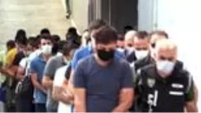 Son dakika haberleri | FETÖ operasyonunda gözaltına alınan 6 zanlı tutuklandı Son dakika haberleri | FETÖ operasyonunda gözaltına alınan 6 zanlı tutuklandı