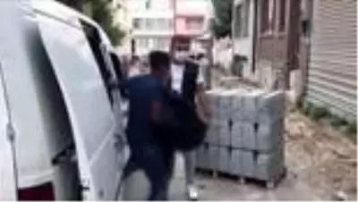 Son dakika... Göçmen kaçakçılığı operasyonunda yakalanan 9 şüpheli tutuklandı Son dakika... Göçmen kaçakçılığı operasyonunda yakalanan 9 şüpheli tutuklandı
