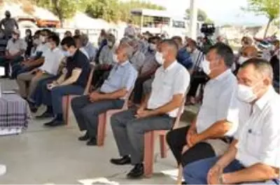İl Müdürü Saylak, 'Ne zaman üretmek isterseniz, o zaman yanınızda bizleri göreceksiniz' İl Müdürü Saylak, 'Ne zaman üretmek isterseniz, o zaman yanınızda bizleri göreceksiniz'