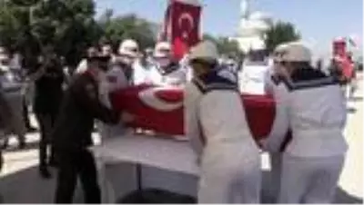 Irak'ın kuzeyinde şehit olan Uzman Çavuş Gökhan Kılınç son yolculuğuna uğurlandı Irak'ın kuzeyinde şehit olan Uzman Çavuş Gökhan Kılınç son yolculuğuna uğurlandı