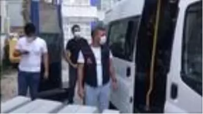 Son dakika haber... İstanbul'da göçmen kaçakçılığı operasyonu: 9 kişi tutuklandı Son dakika haber... İstanbul'da göçmen kaçakçılığı operasyonu: 9 kişi tutuklandı