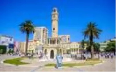İzmir'de sokağa çıkma yasağı var mı? İzmir'de hafta sonu sokağa çıkma yasağı getirildi mi? Ege'de hangi koronavirüs yasakları getirildi ? İzmir'de sokağa çıkma yasağı var mı? İzmir'de hafta sonu sokağa çıkma yasağı getirildi mi? Ege'de hangi koronavirüs yasakları getirildi ?