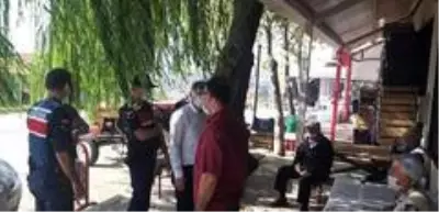 Jandarma sosyal mesafe kurallarına uymayanları affetmedi Jandarma sosyal mesafe kurallarına uymayanları affetmedi