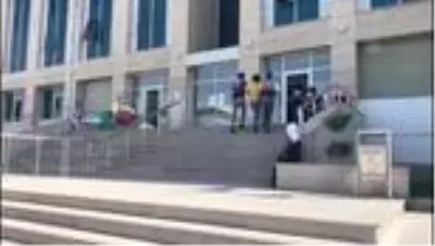 Son dakika haber! Jandarma tarafından yakalanan PKK'lı terörist tutuklandı Son dakika haber! Jandarma tarafından yakalanan PKK'lı terörist tutuklandı