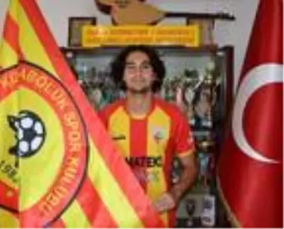 Kızılcabölük'te 3 dışarı 2 içeri Kızılcabölük'te 3 dışarı 2 içeri