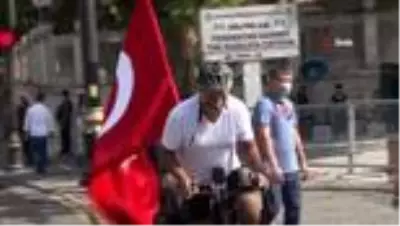 Köln'den 3 bin 300 kilometre pedalı Ayasofya için çevirdi Köln'den 3 bin 300 kilometre pedalı Ayasofya için çevirdi