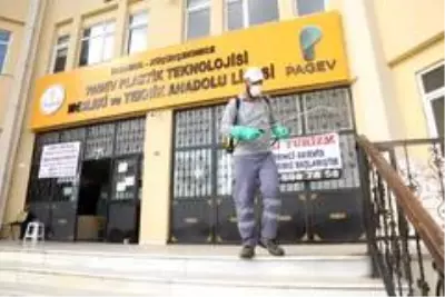 Küçükçekmece'de okullar eğitim öğretime hazırlanıyor Küçükçekmece'de okullar eğitim öğretime hazırlanıyor