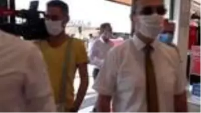 Kuşadası'nda AVM'lere korona virüs denetimi Kuşadası'nda AVM'lere korona virüs denetimi