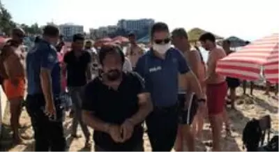 Soyunma kabininde üstünü değiştiren kadının görüntülerini çeken şahıs gözaltına alındı Soyunma kabininde üstünü değiştiren kadının görüntülerini çeken şahıs gözaltına alındı