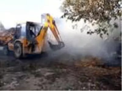 Kütahya'da ahşap 2 ev yandı Kütahya'da ahşap 2 ev yandı