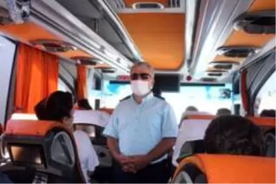 Manavgat Kaymakamı Yiğit'ten, kontrol noktasında Korona virüs denetimi Manavgat Kaymakamı Yiğit'ten, kontrol noktasında Korona virüs denetimi