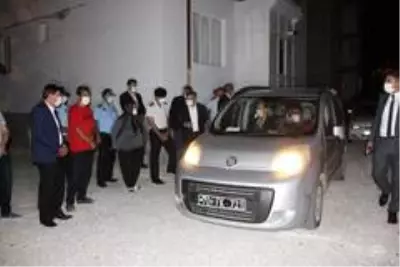 Son Dakika: Mersinli şehidin şahadet haberi Karaman'da oturan eşine ulaştı Son Dakika: Mersinli şehidin şahadet haberi Karaman'da oturan eşine ulaştı