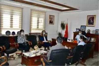 Okul öncesi ve temel eğitim müdürleri ile bir araya geldi Okul öncesi ve temel eğitim müdürleri ile bir araya geldi