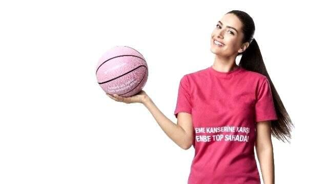 Pembe Top Sahada nedir? Pembe Top hangi hastalığın sembolüdür? Pembe Top sahada hava atışı yapab ünlüler! Pembe Top Sahada nedir? Pembe Top hangi hastalığın sembolüdür? Pembe Top sahada hava atışı yapab ünlüler!