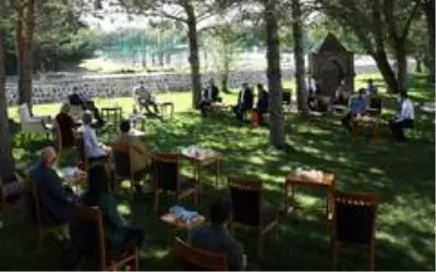 Rektör Çomaklı'ya tebrik ziyaretleri devam ediyor Rektör Çomaklı'ya tebrik ziyaretleri devam ediyor