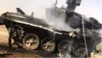 Rusya'da tank yanarak kül oldu Rusya'da tank yanarak kül oldu