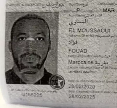 Sahte pasaportla insan kaçakçılığı yapan çete çökertildi Sahte pasaportla insan kaçakçılığı yapan çete çökertildi
