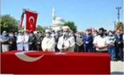 Son dakika haber! Şehit Piyade Uzman Çavuş Gökhan Kılınç, son yolculuğuna uğurlandı Son dakika haber! Şehit Piyade Uzman Çavuş Gökhan Kılınç, son yolculuğuna uğurlandı
