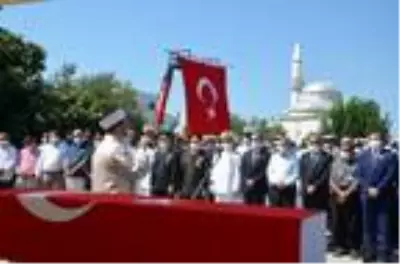 Son dakika haber! Şehit Piyade Uzman Çavuş Gökhan Kılınç, son yolculuğuna uğurlandı Son dakika haber! Şehit Piyade Uzman Çavuş Gökhan Kılınç, son yolculuğuna uğurlandı