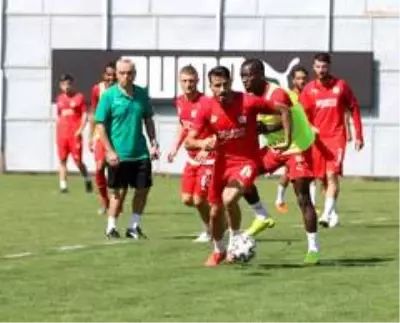 Sivasspor, Erzurum maçına iddialı hazırlanıyor Sivasspor, Erzurum maçına iddialı hazırlanıyor