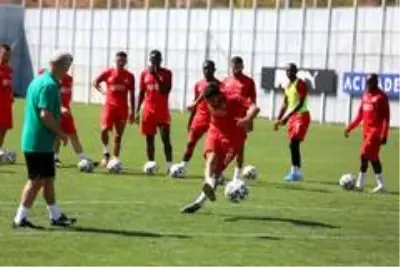 Sivasspor, Erzurum maçına iddialı hazırlanıyor Sivasspor, Erzurum maçına iddialı hazırlanıyor