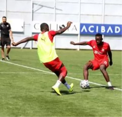 Sivasspor, Erzurum maçına iddialı hazırlanıyor Sivasspor, Erzurum maçına iddialı hazırlanıyor