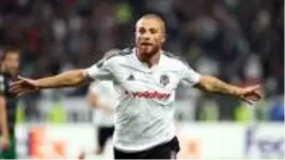 Son Dakika: Beşiktaş, Gökhan Töre'yi resmen kadrosuna kattı Son Dakika: Beşiktaş, Gökhan Töre'yi resmen kadrosuna kattı