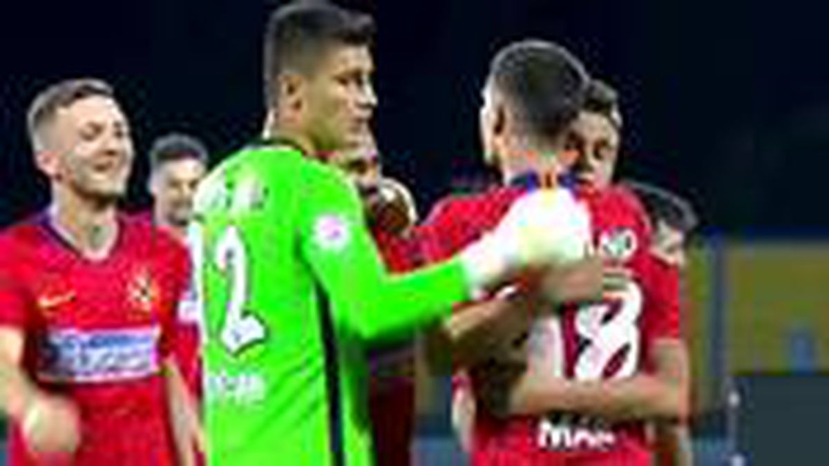 Steaua Bükreş Backa Topola'yı, 120 dakikası 6-6 biten maçta penaltılarla 5-4 yendi ve tur atladı