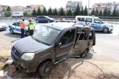 Son dakika haber... TEM Otoyolu'nda can pazarı: 2'si çocuk 6 yaralı Son dakika haber... TEM Otoyolu'nda can pazarı: 2'si çocuk 6 yaralı