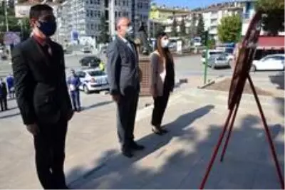 Tosya'da İlköğretim Haftası sessiz bir şekilde kutlandı Tosya'da İlköğretim Haftası sessiz bir şekilde kutlandı