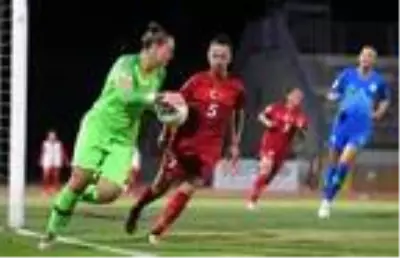Kadın A Milli Takımı, Slovenya'ya 3-1 mağlup oldu Kadın A Milli Takımı, Slovenya'ya 3-1 mağlup oldu