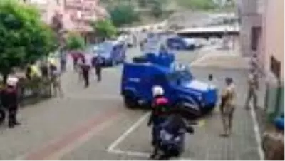 Son dakika haberi! 2 kişinin öldürülmesiyle ilgili 4 şüpheli sevk edildi Son dakika haberi! 2 kişinin öldürülmesiyle ilgili 4 şüpheli sevk edildi