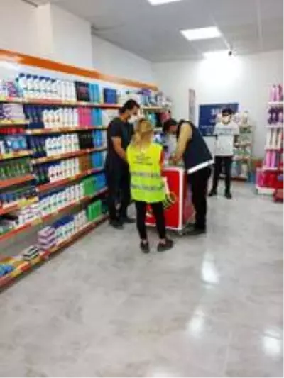 Ağrı'da karantinayı ihlal eden bir kişiye 3 bin 150 lira para cezası Ağrı'da karantinayı ihlal eden bir kişiye 3 bin 150 lira para cezası
