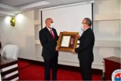 Son dakika... Ardahan'da Devlet Övünç Madalya ve Beratı töreni Son dakika... Ardahan'da Devlet Övünç Madalya ve Beratı töreni