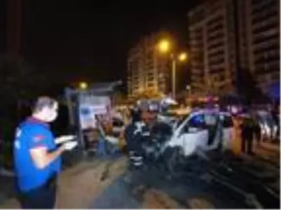 Aşırı süratli iki araç çarpıştı 6 yaralı Aşırı süratli iki araç çarpıştı 6 yaralı