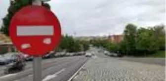 Madrid: Avrupa'da Kovid-19 vakalarının en çok arttığı kent Madrid'de yeni tedbirler alındı Madrid: Avrupa'da Kovid-19 vakalarının en çok arttığı kent Madrid'de yeni tedbirler alındı