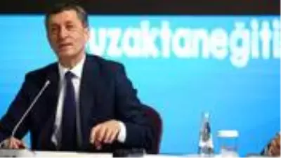 Bakan Selçuk, uzaktan eğitimle çocuklarının okuma yazma öğrenemeyeceğini düşünen velilere seslendi Bakan Selçuk, uzaktan eğitimle çocuklarının okuma yazma öğrenemeyeceğini düşünen velilere seslendi